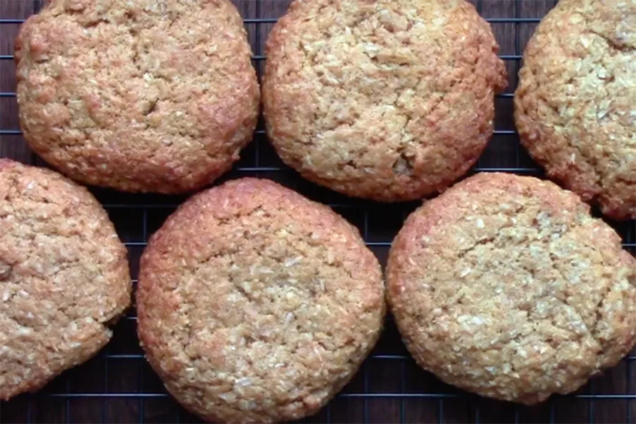 Chewy Coconut Cookies