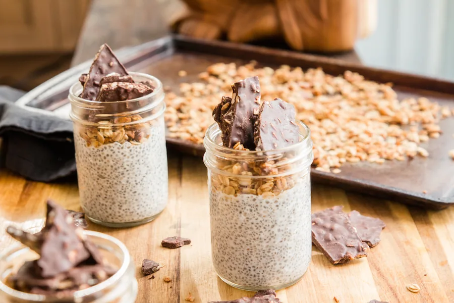 Vanilla Chia Pudding Parfait