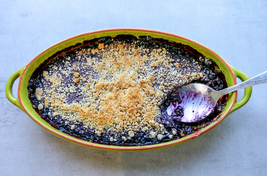 Vegan Blueberry Crumble