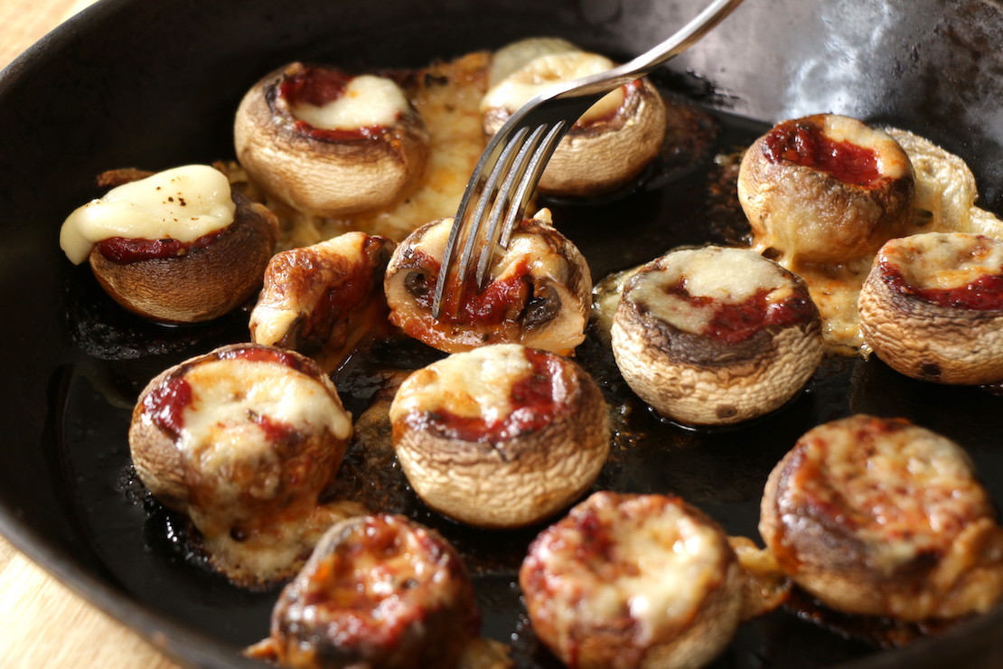 Champignons farcis façon pizza